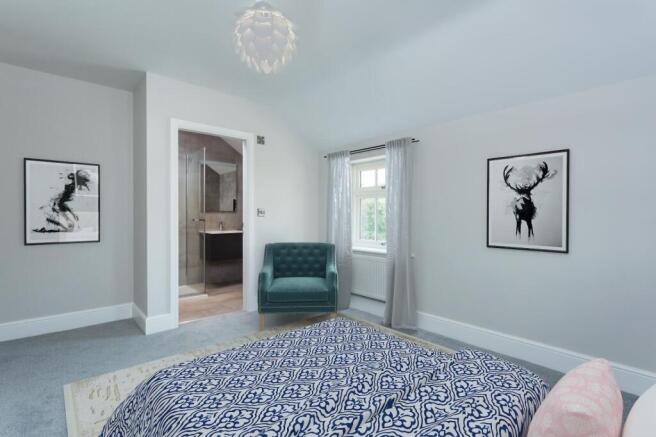 5 bed Detached to rent Image 10
