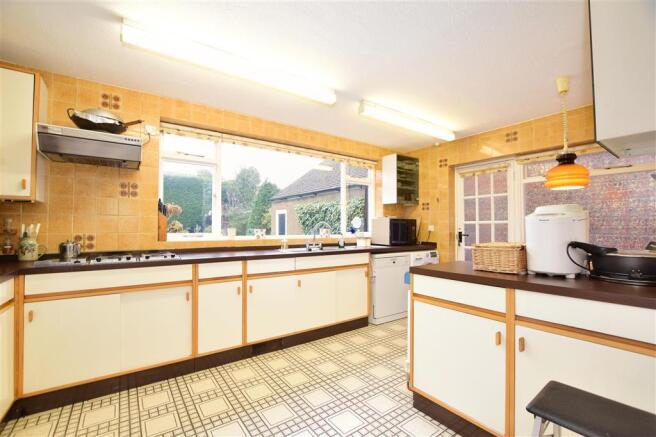 Kitchen/Breakfast Room