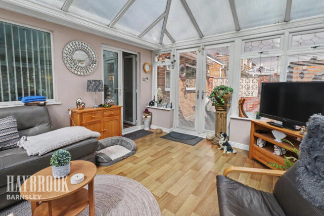 3 bed Bungalow for sale Image 6