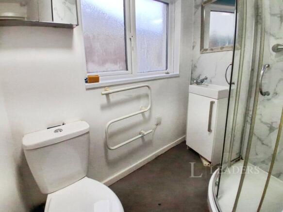 Shared Shower Room 1