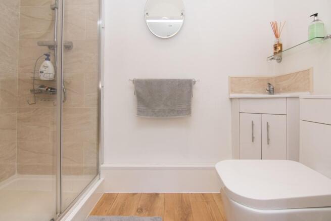 Shower Room/En Suite