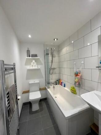 Photo 10