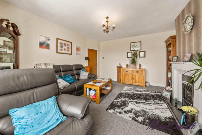 3 bed Semi-Detached Bungalow for sale Image 4