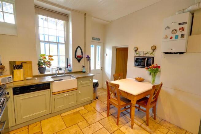 KItchen 3.jpg