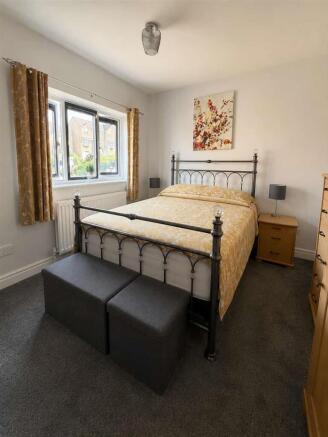 3 bed Detached for sale Image 9