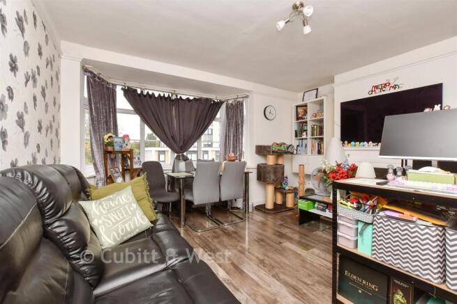 Brighton Road, Sutton, Surrey photo 4