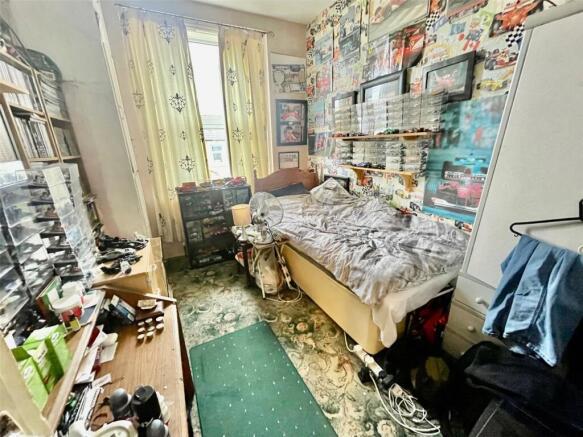 Cross Street, Oakenshaw, Bradford, West Yorkshire, BD12 photo 5
