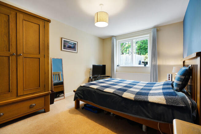 4 bed Detached for sale Image 12