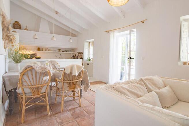 Cortijo-Pool-Guestho