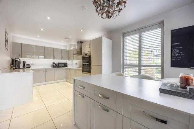 Barley Road, Prestbury photo 4