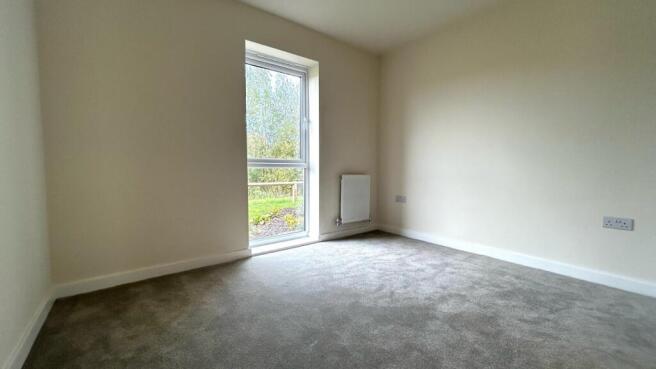 2 bed Flat to rent Image 9