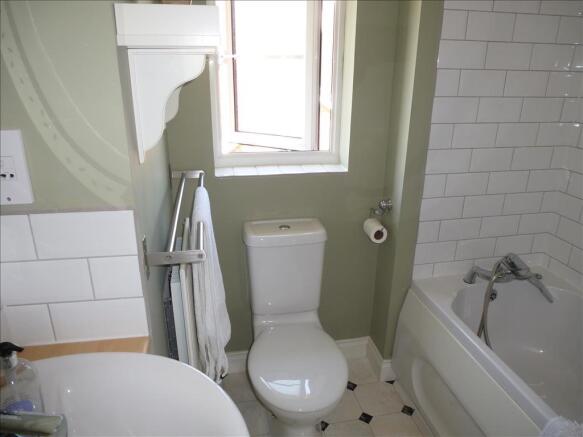 Photo 10
