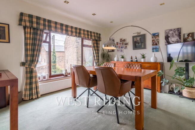 3 bed Detached for sale Image 11