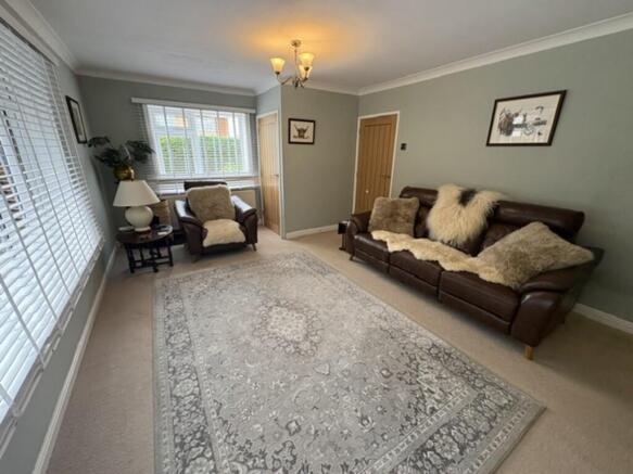 3 bed Detached Bungalow for sale Image 7