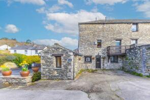 1, Stonebeck, Grange-over-sands LA11 6PA