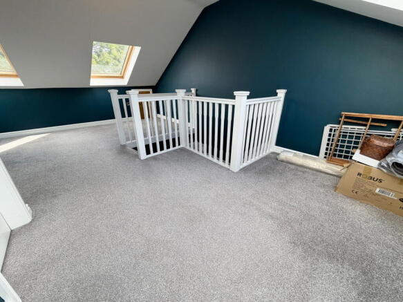 3 bed Terraced for sale Image 7