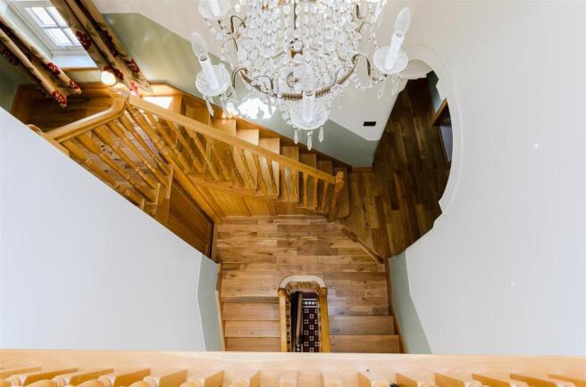 8293885-interior04.jpg