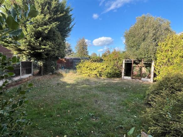 18 Dunleary garden Oct a.jpg