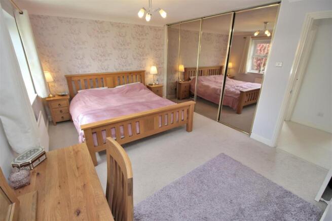 BED1A.JPG