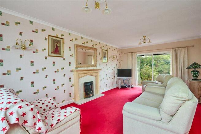 4 bed Detached for sale Image 5