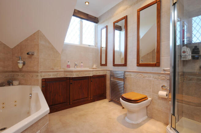 Photo 10