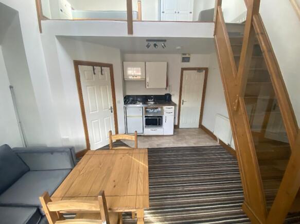 Kitchen/ Living Area