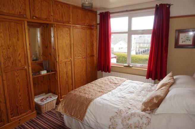 BEDROOM 2: