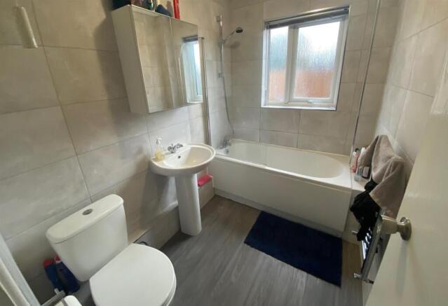 bathroom new.jpg