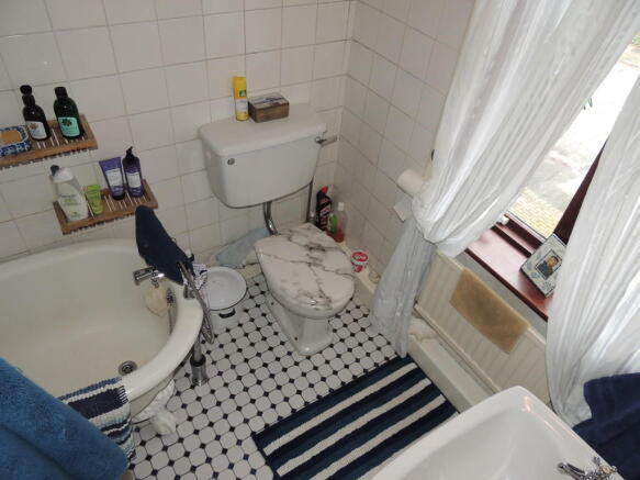 Photo 10