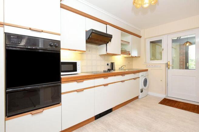 Fitted Kitchen