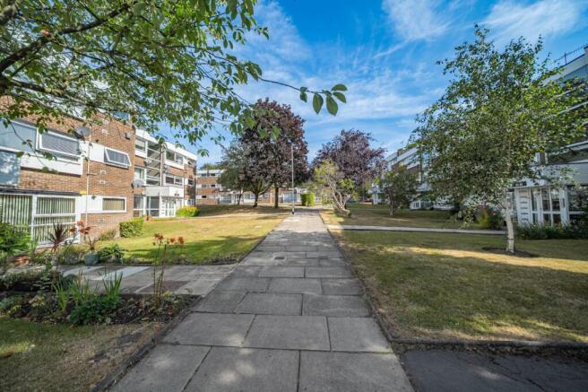 1 bed Apartment for sale Image 8