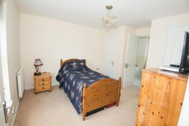 Photo 9
