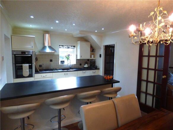Kitchen/Dining Area