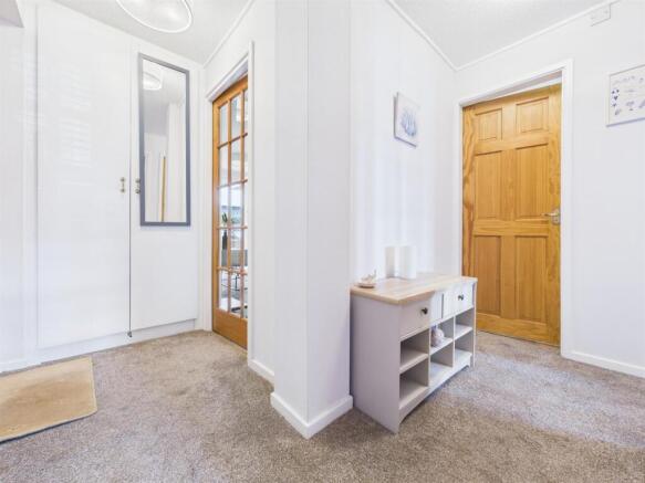 1 bed Flat for sale Image 6