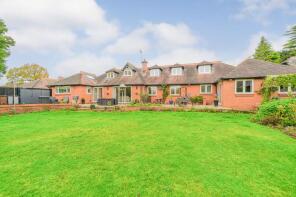 25, Catherines Close, Catherine De Barnes, Solihull B91 2SZ