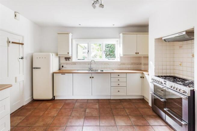 house. partnership Shere