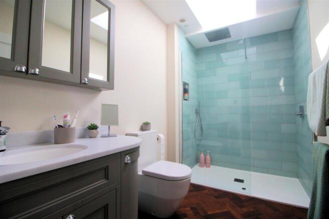 Ensuite new.jpg