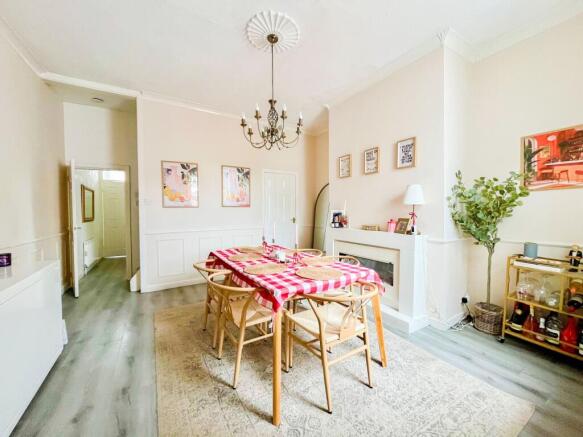 Dining/Family Room