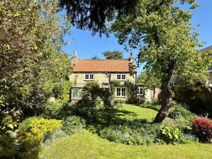 Boston Spa, Spa Lane, LS23