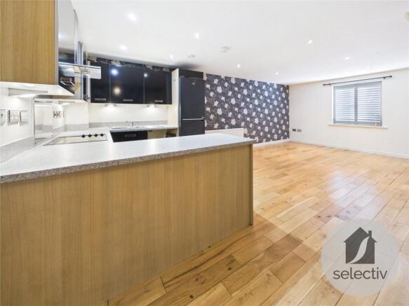 2 bed Flat to rent Image 4