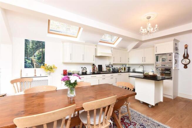 Kitchen/Dining Room