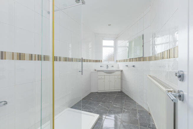 2 bed Bungalow for sale Image 12