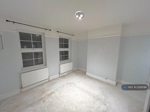 Bedroom i