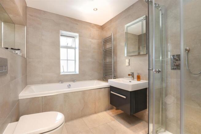 Bathroom,.jpg