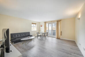 1, 26 Springview Heights, Bermondsey Wall West, London SE16 4TW
