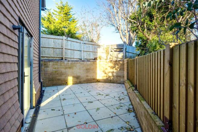 Patio Garden Reversed