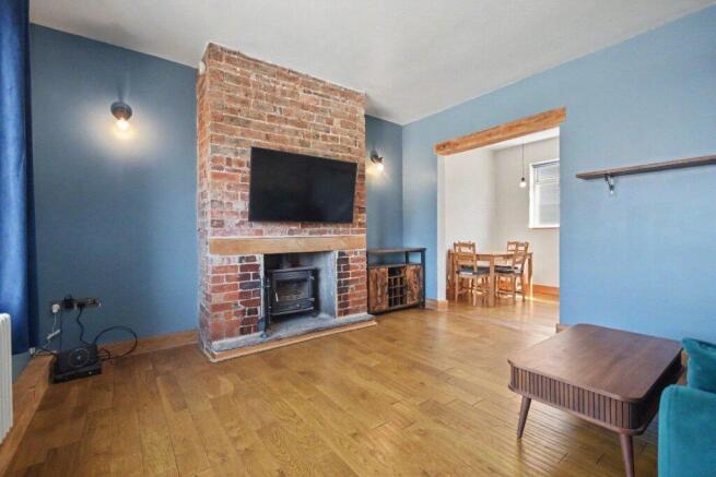 2 bed Semi-Detached for sale Image 5