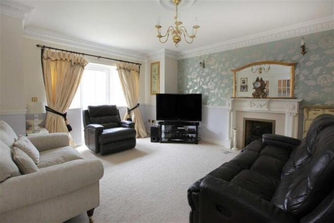 SITTING ROOM