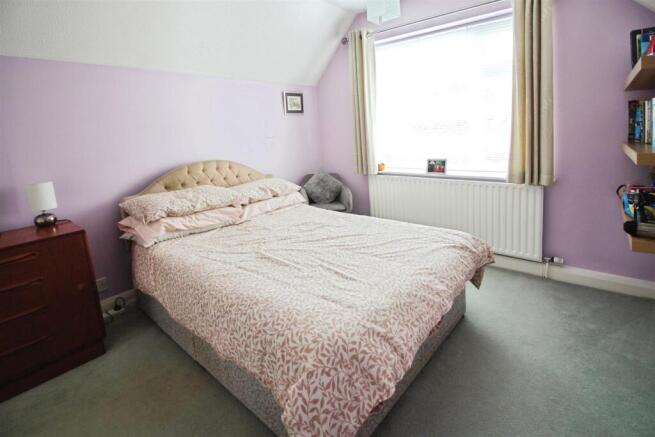 3 bed Detached Bungalow for sale Image 10