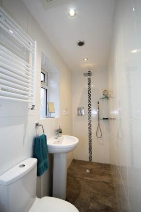 Downstairs WC/Sho...